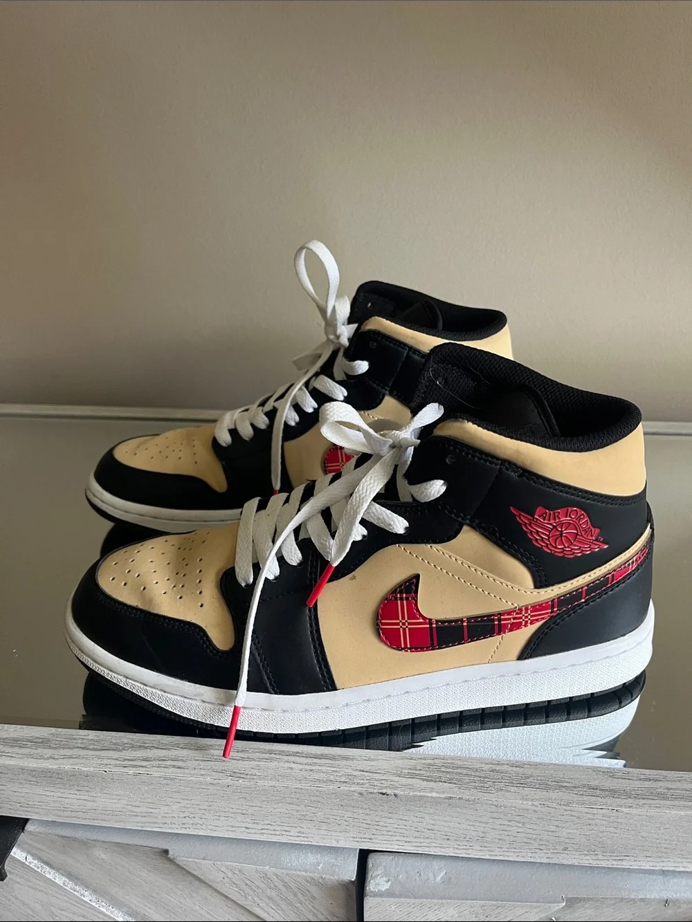 Air Jordan 1 Mid SE Tartan Swoosh tan/red tennis shoes men’s size 8/womens 9.5